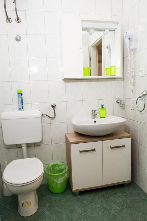 Guest house Elly 3*